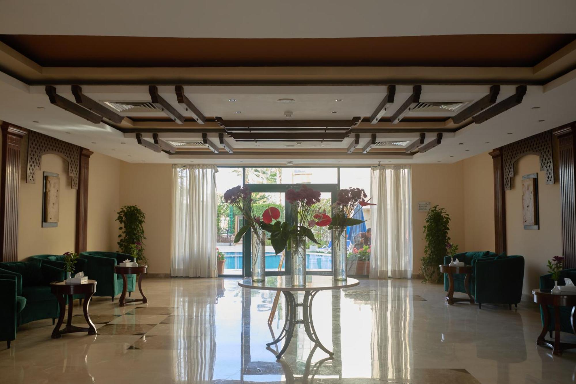 Swiss Inn Plaza Hotel 6th of October City Εξωτερικό φωτογραφία