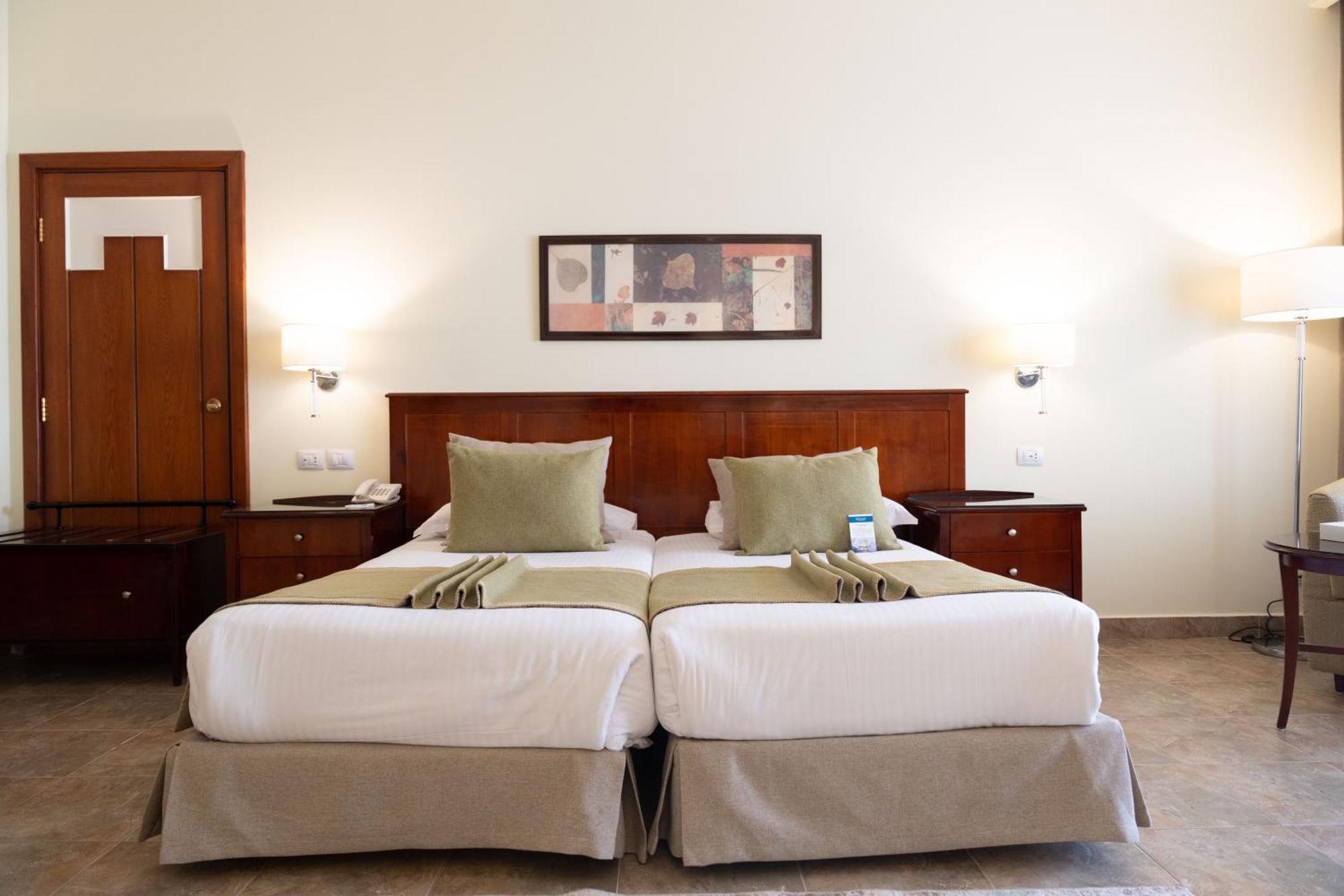 Swiss Inn Plaza Hotel 6th of October City Εξωτερικό φωτογραφία