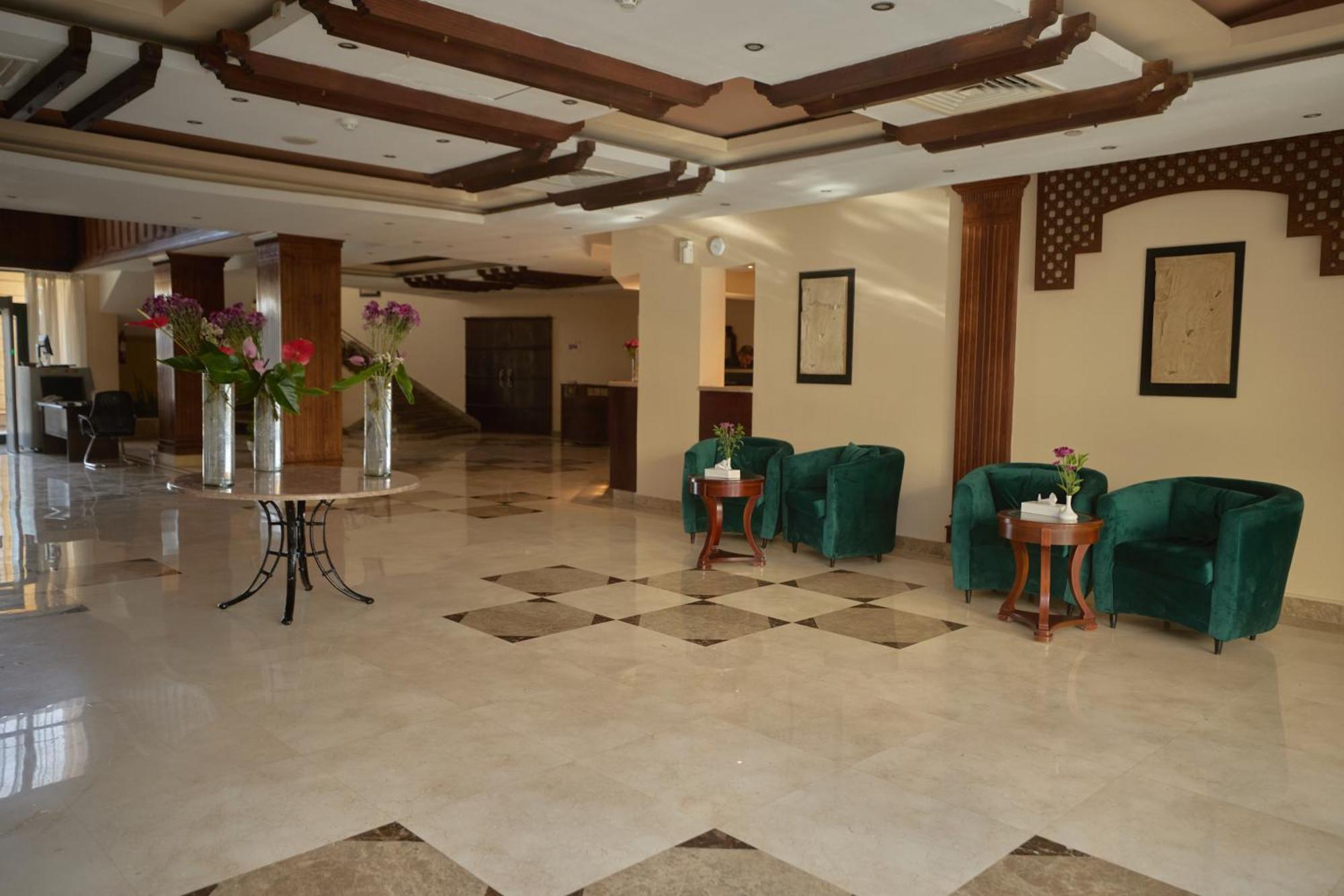 Swiss Inn Plaza Hotel 6th of October City Εξωτερικό φωτογραφία